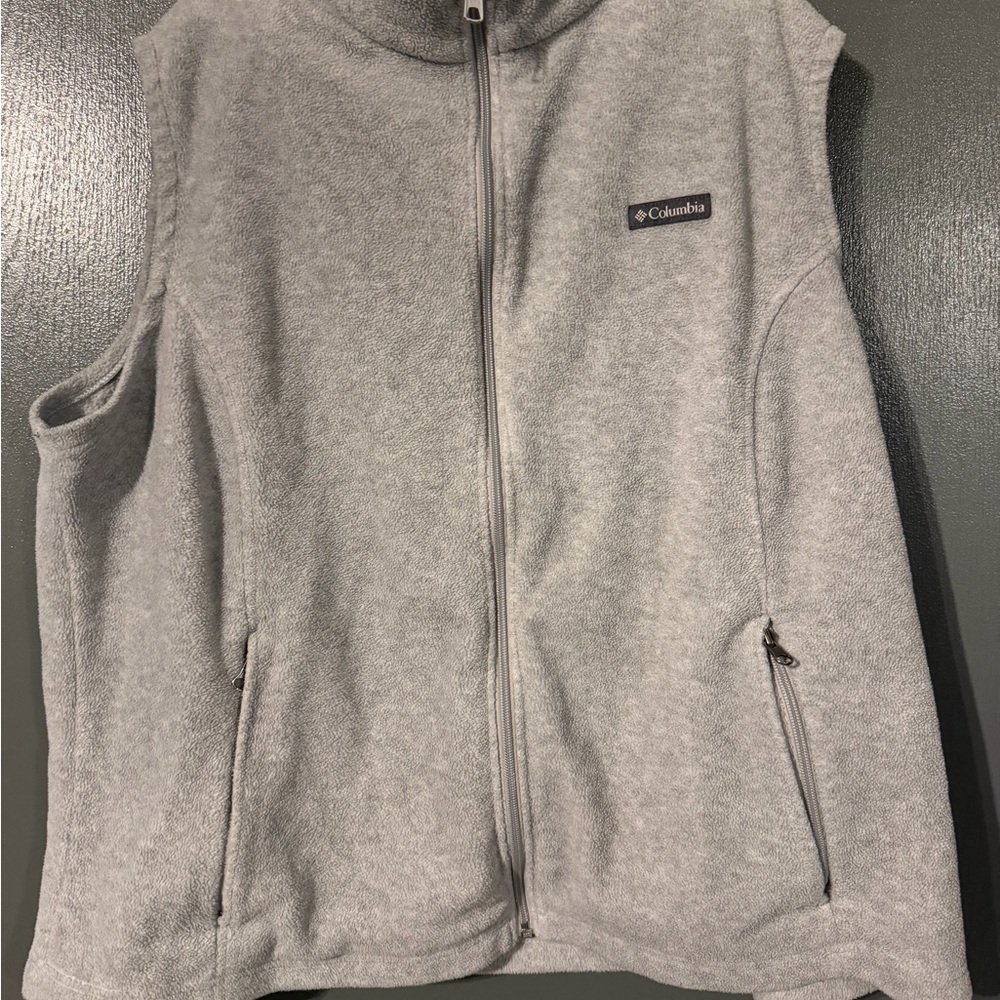 Columbia Women's Benton Springs™ Fleece Vest Cirrus Grey Heather.